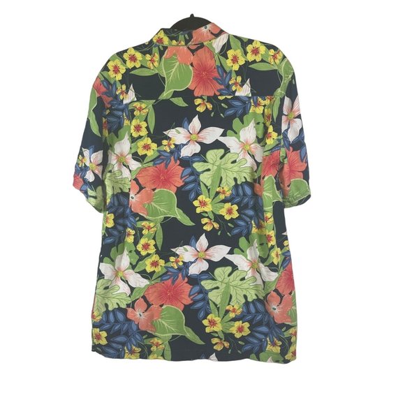 Cubavera Mens Hawaiian Shirt Size M Multicolor Aloha Floral Rayon Button Up - Picture 5 of 5